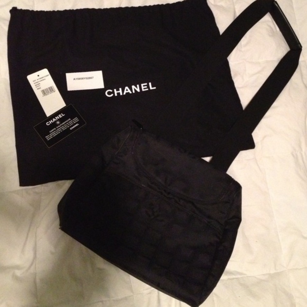 Y2K CHANEL handbag